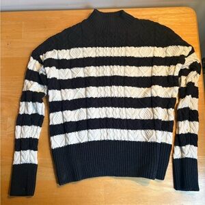 TAHARI black and white striped cable sweater women’s size XS